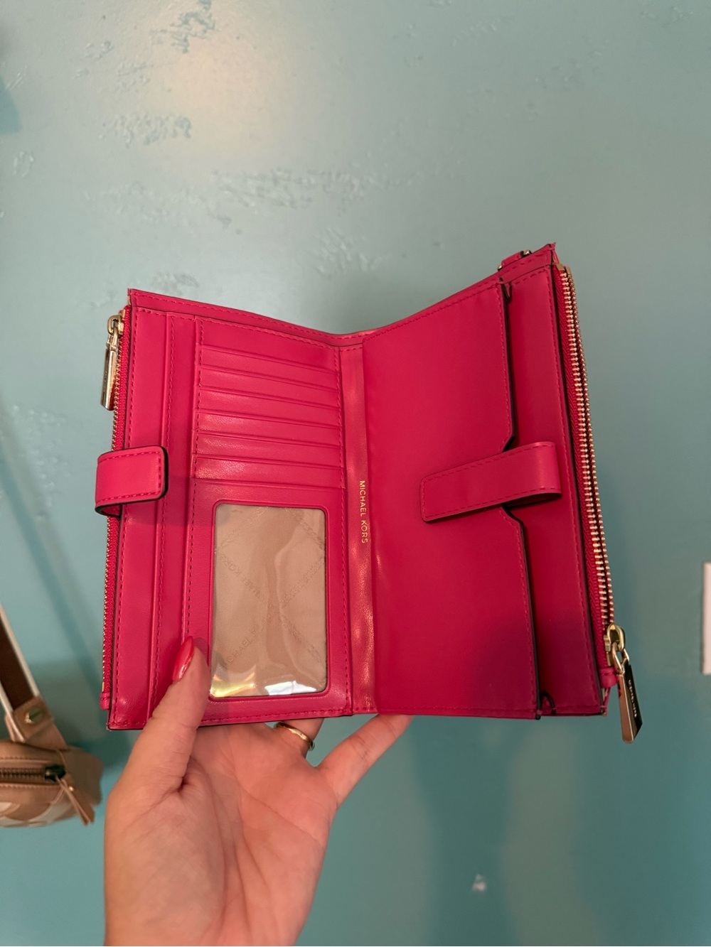 Michael Kors Phone Wristlet - Picture 2 of 3